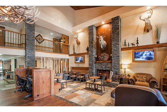 COMFORT INN AT THOUSAND HILLS - 2 NIGHT STAY